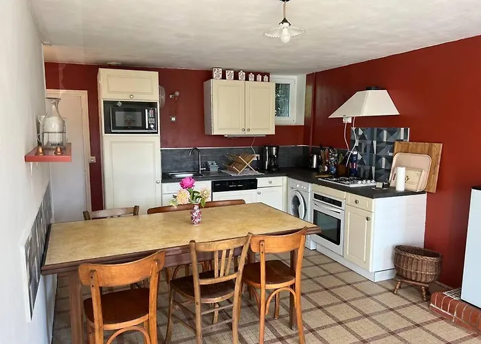 Nyaraló Ma Rober Rit